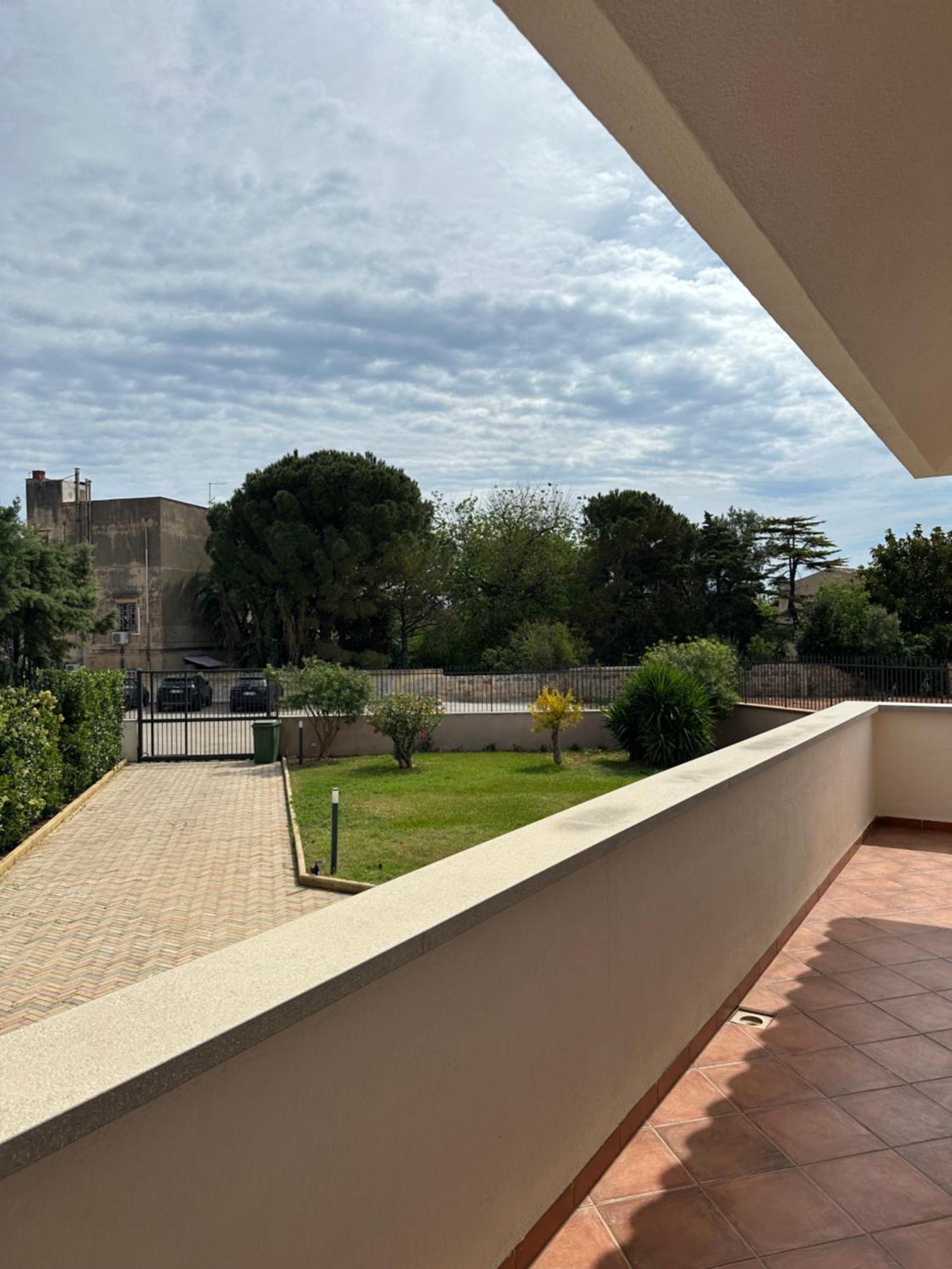 Sara Mondello Garden Level Apartment *